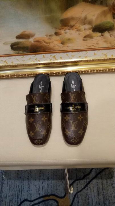 Louis Vuitton Slippers Wmns ID:20190503a299